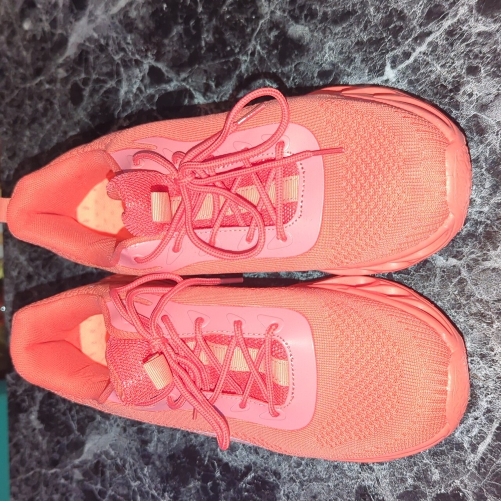 Breathable Orange and White Athletic Shoe 👟 44/10.5